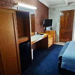 Abbotswood Motor Inn