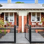 Boutique Heritage Studios On Ryrie Geelong Cbd Opposite Hospital