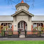 Boutique Heritage Studios On Ryrie Geelong Cbd Opposite Hospital