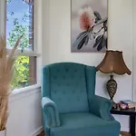 Scenic Serenity Large Family Home In Geelong