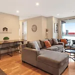 Terminus Apartment I Steps From Geelongs Buzz