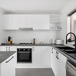 City And Sea Retreat - Family Friendly Stay