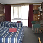 Kardinia Park Motel
