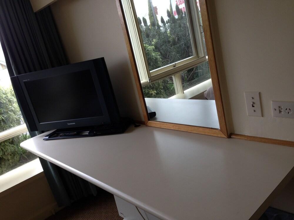 Aberdeen Motor Motel 3*