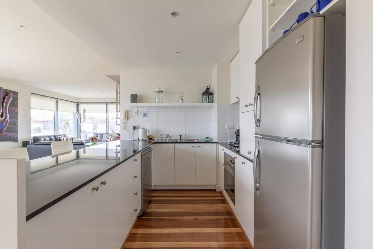 Waterfront Penthouse Geelong