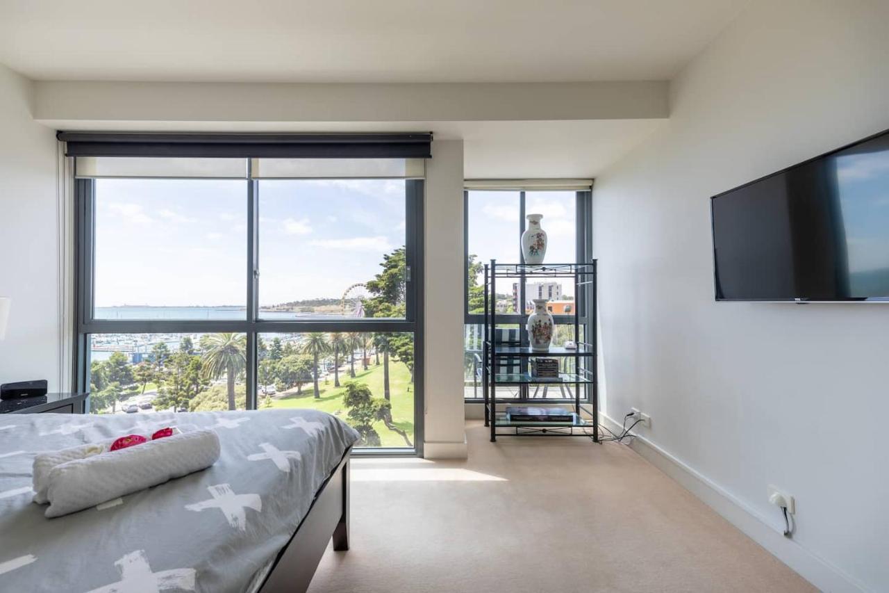 Apartment Waterfront Penthouse *