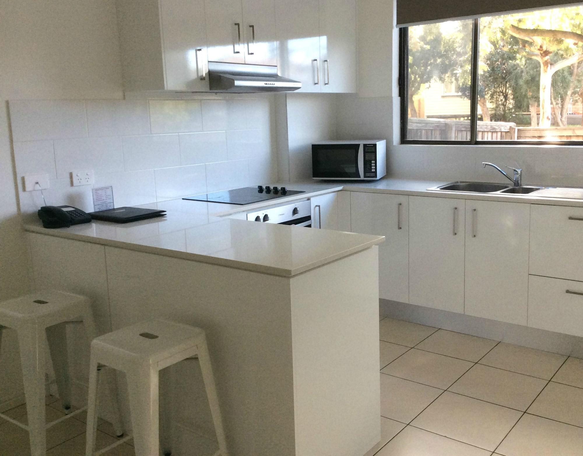 Western Motor & Serviced 4* Geelong