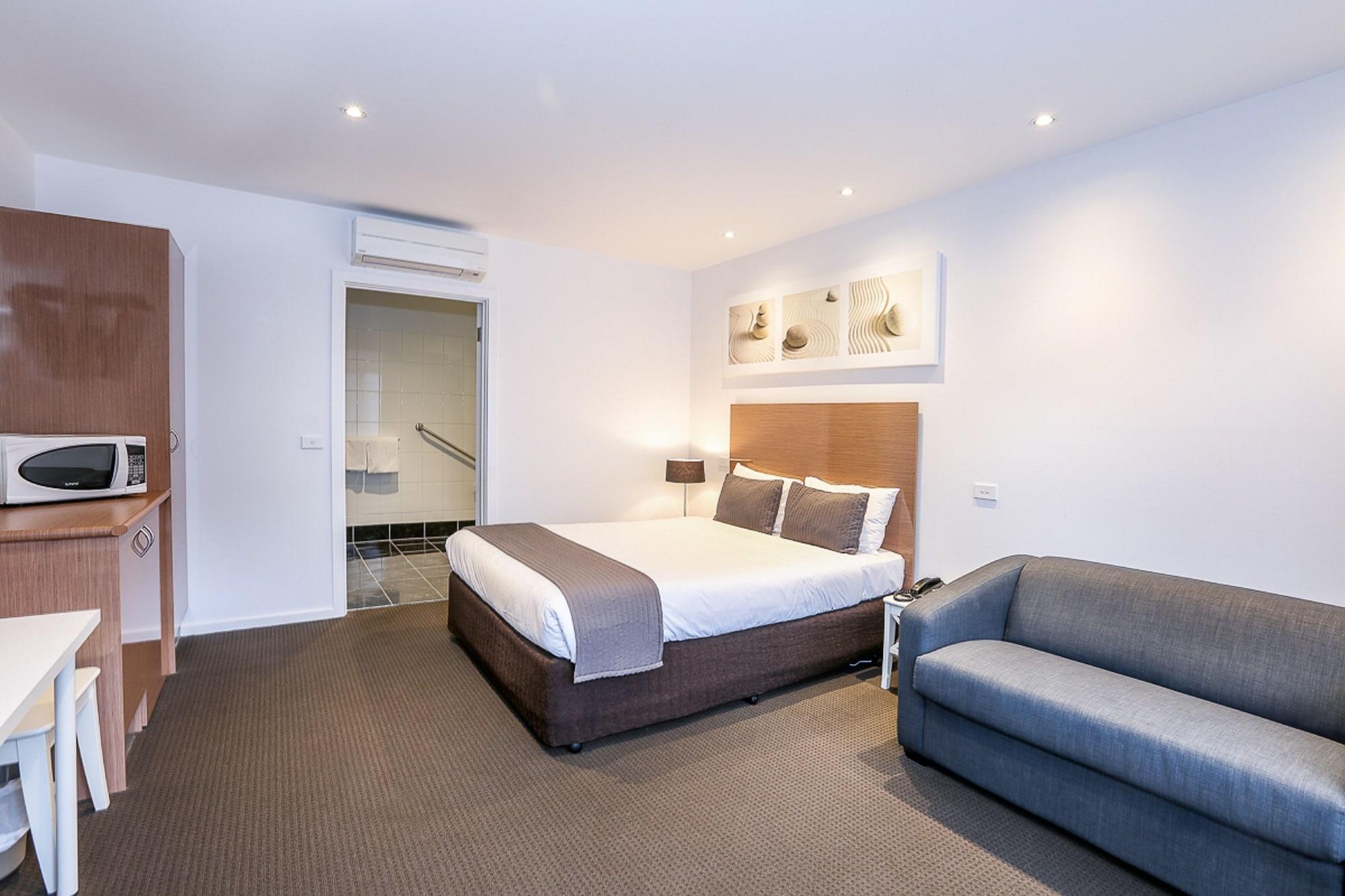 Belmercer Motel 4*
