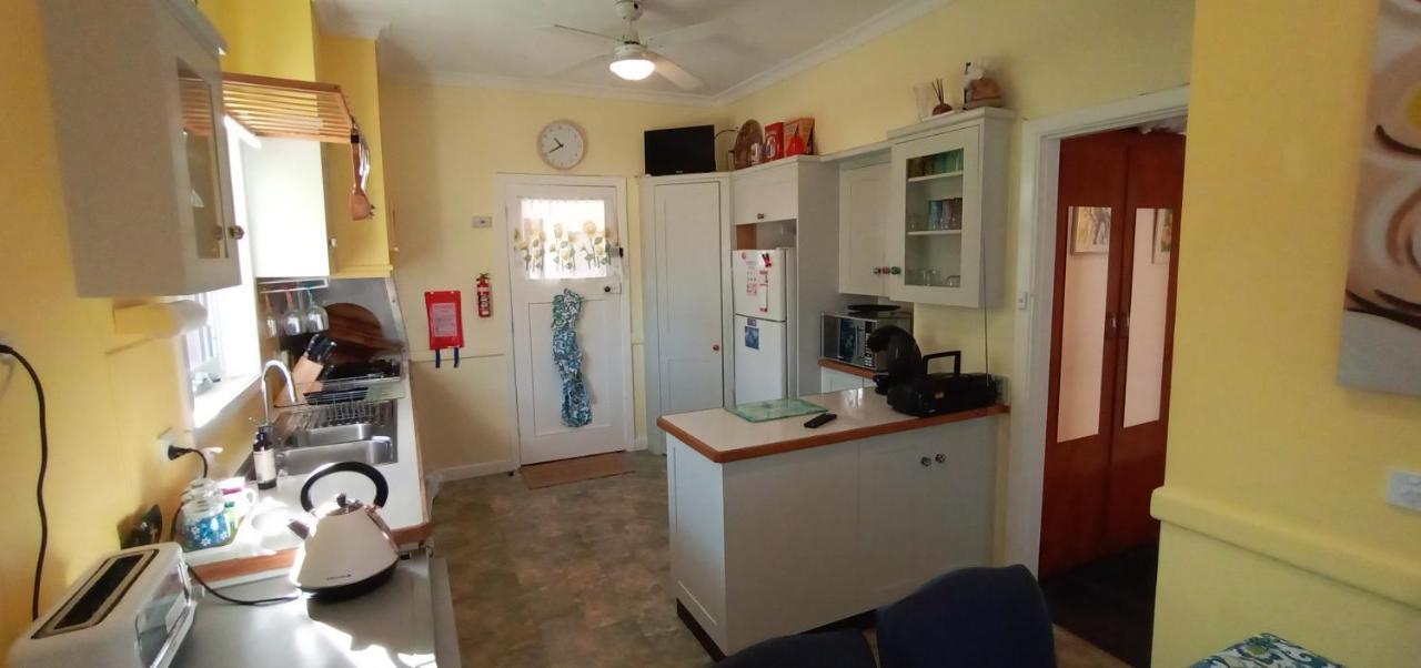 Holiday home East - 2 Bedrooms - Mimosa
