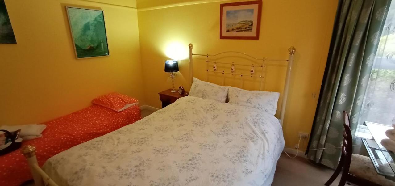 East - 2 Bedrooms - Mimosa Geelong
