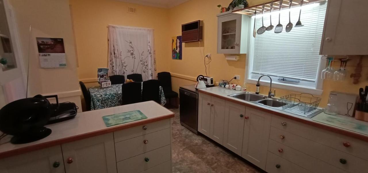 East - 2 Bedrooms - Mimosa *