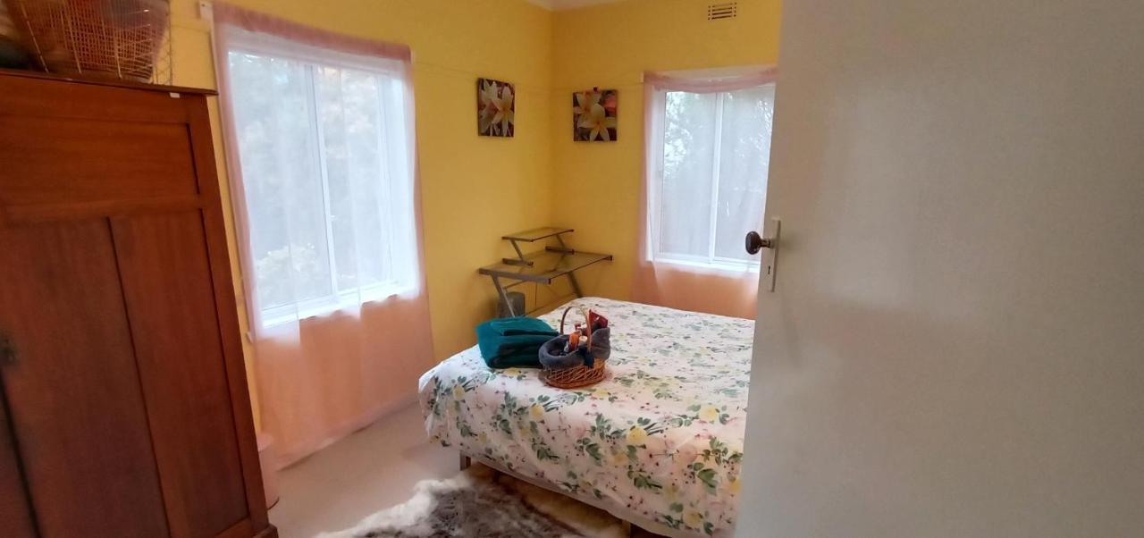 East - 2 Bedrooms - Mimosa Holiday home *
