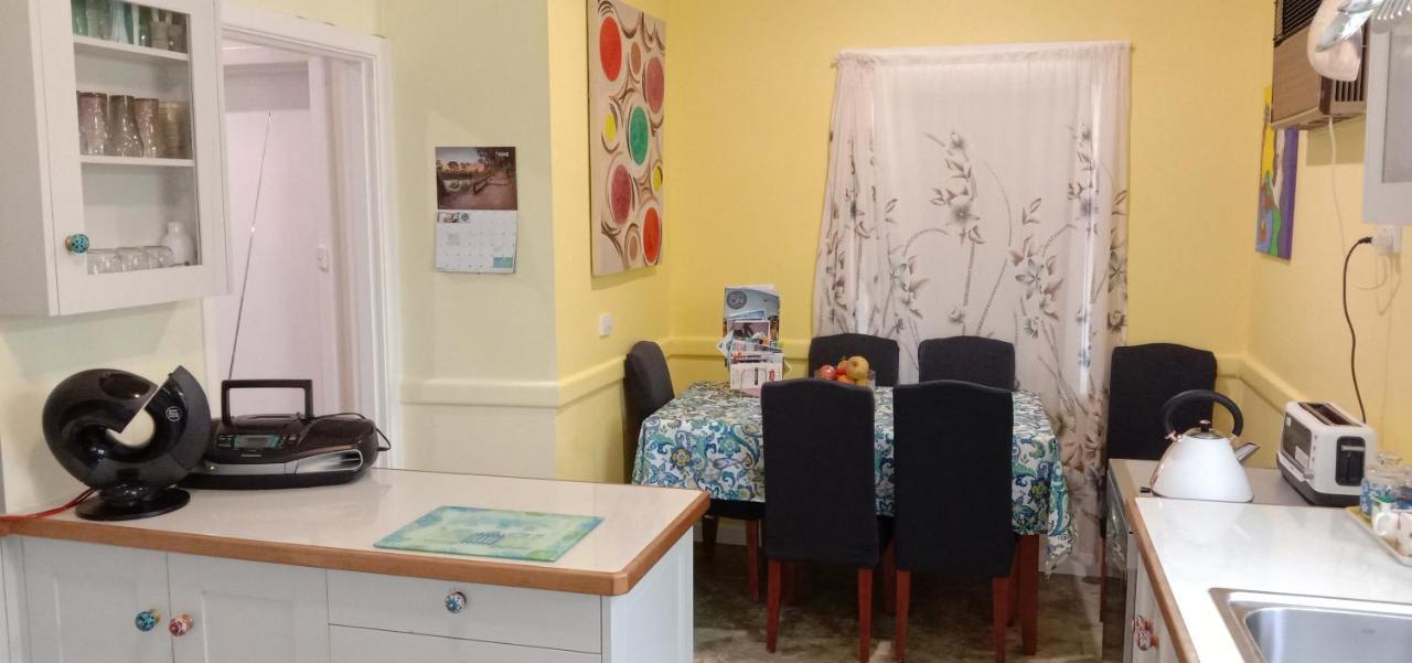 East - 2 Bedrooms - Mimosa Geelong