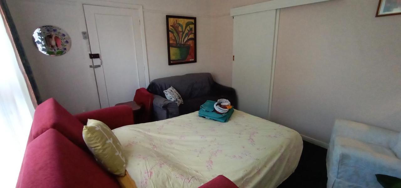 Holiday home East - 2 Bedrooms - Mimosa