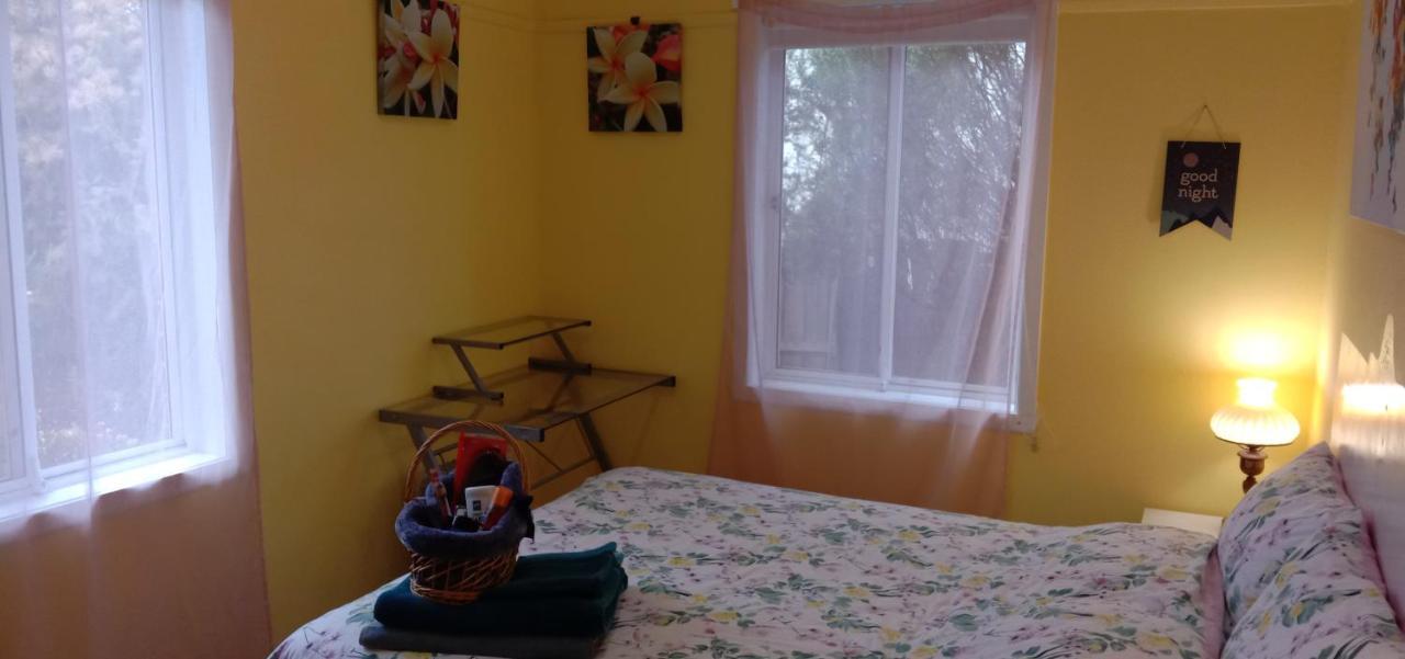 East - 2 Bedrooms - Mimosa Holiday home