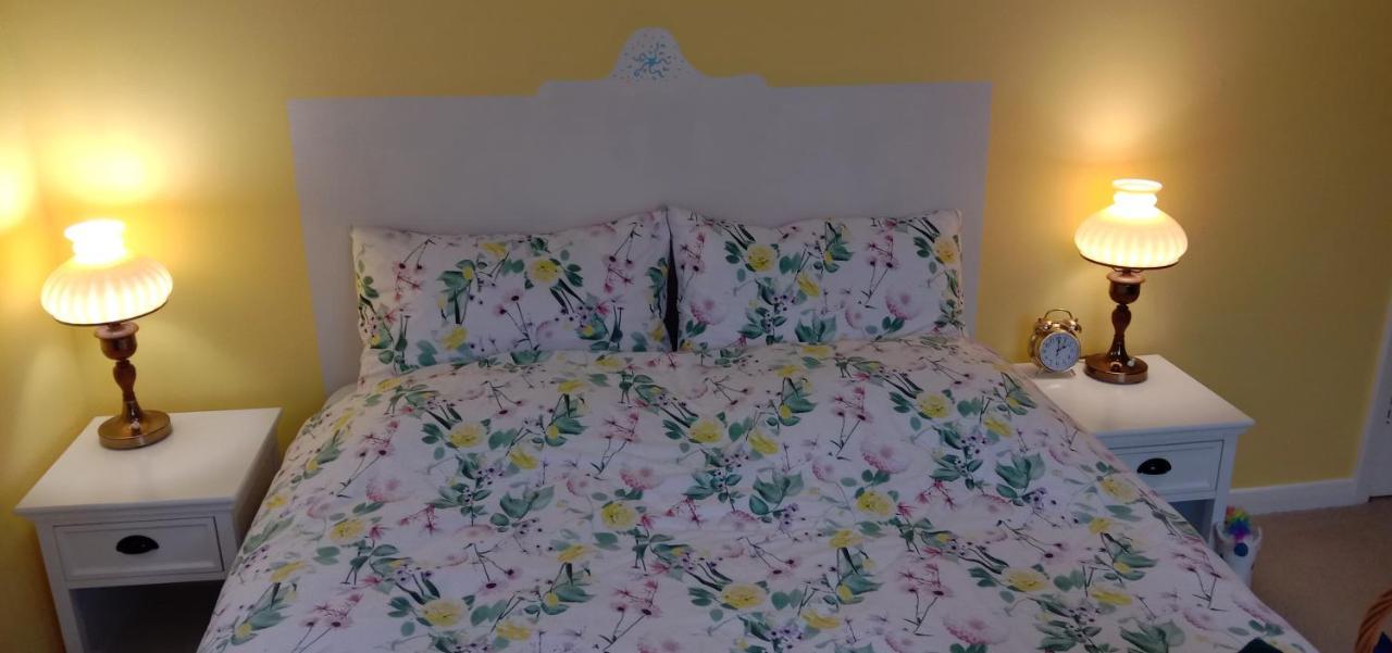 East - 2 Bedrooms - Mimosa Holiday home *