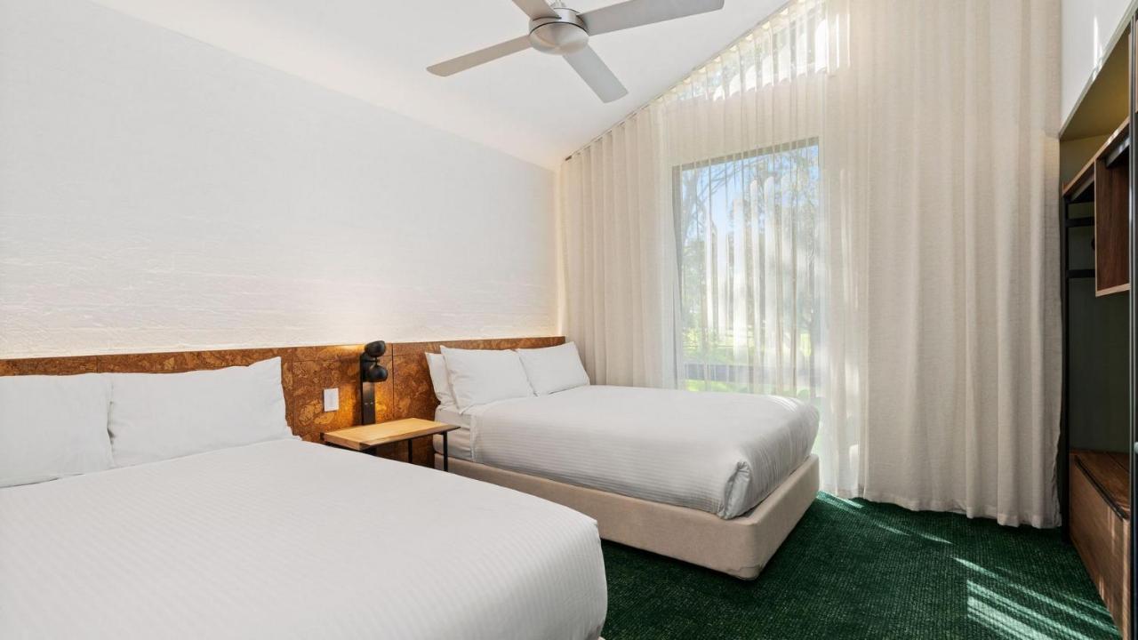 Eden Oak 4*