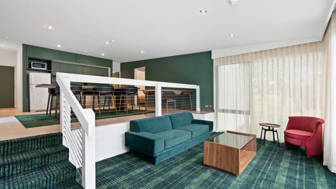 Eden Oak 4*