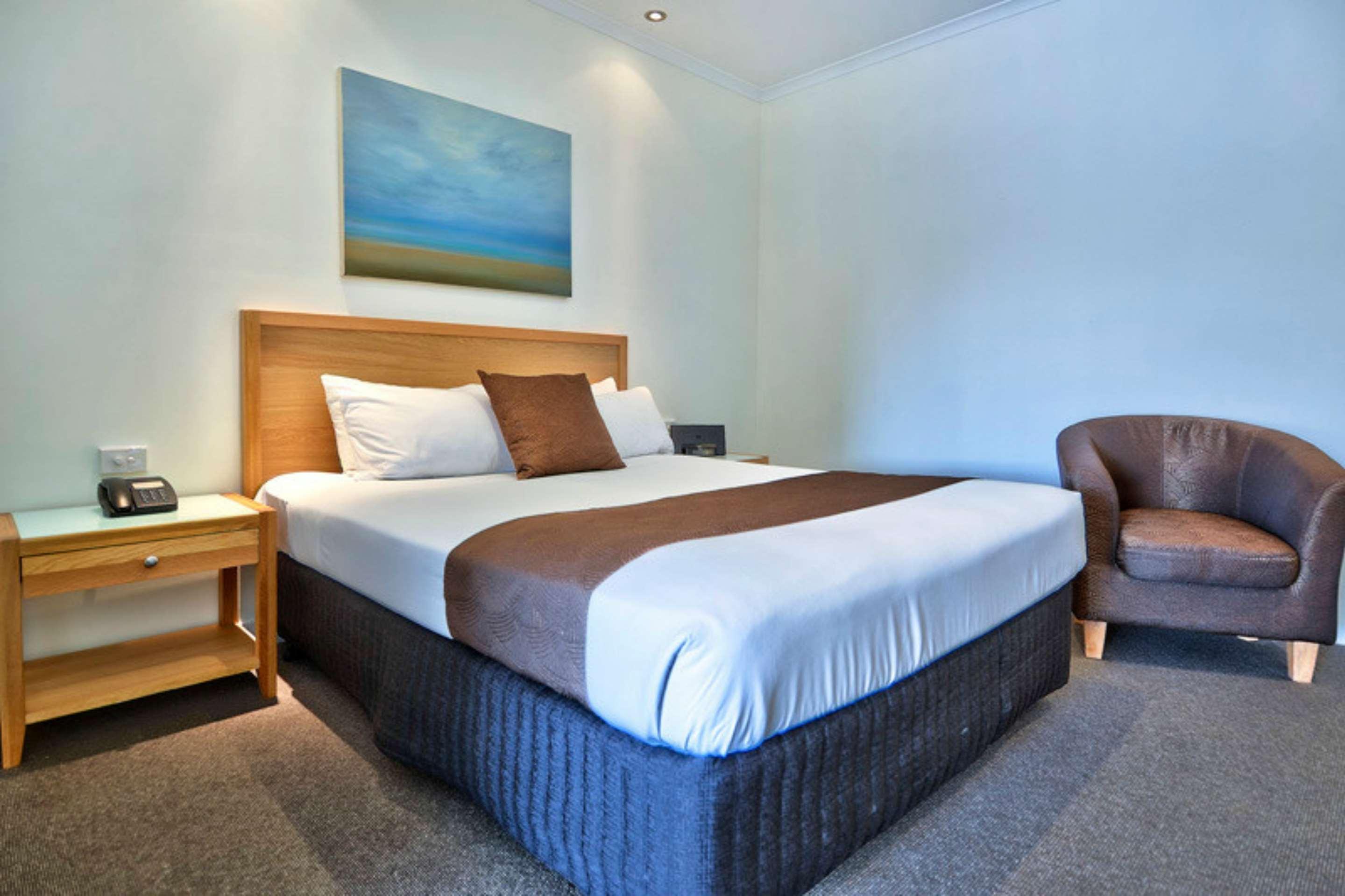 Western Motor & Serviced Motel