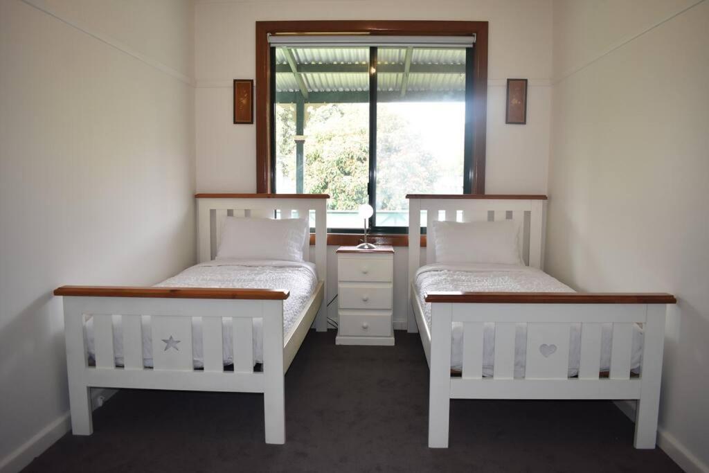 Cheerful 2 Bedroom House With A Beautiful Veranda Holiday home *