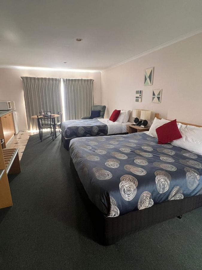 Motel Rose Garden 4*