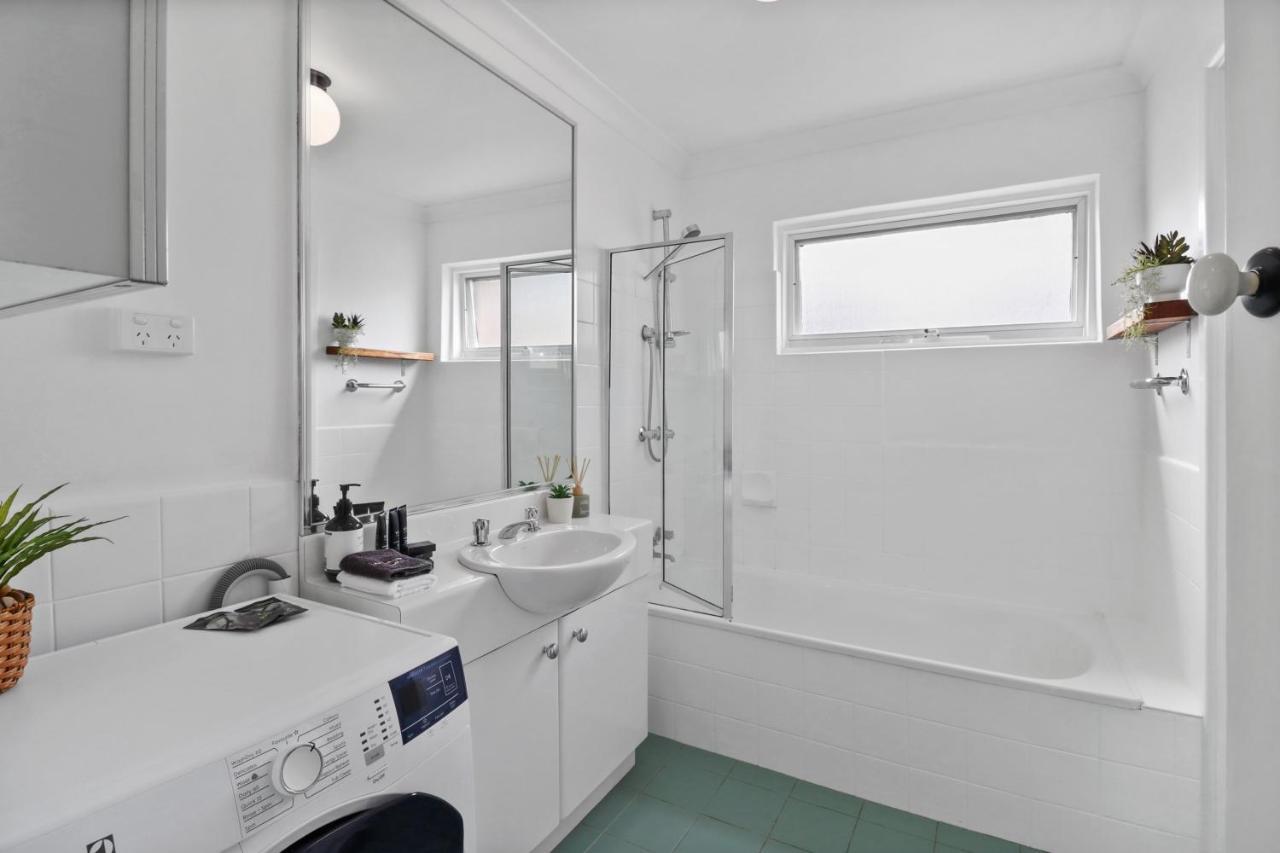 Apartment Waterfront Recharge I Location