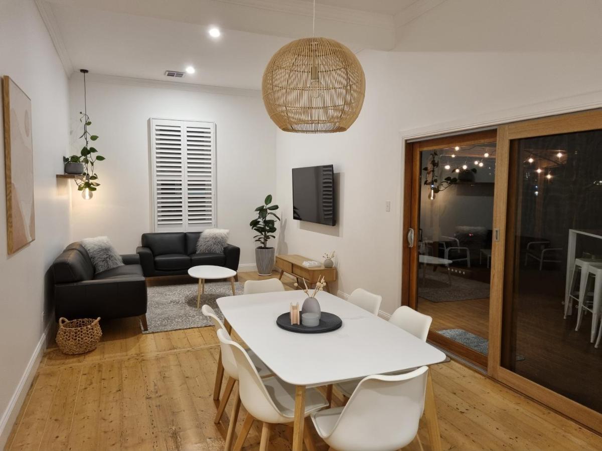 Live - Play - - East Holiday home