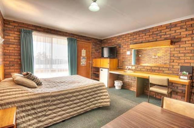 Motel Golden Palms 3*