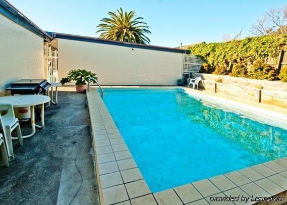 Hacienda Motel 3*