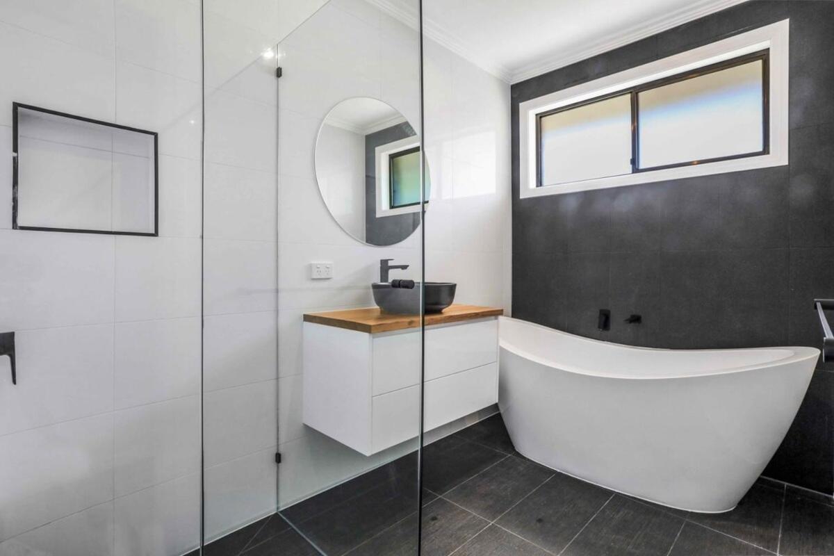 Scenic I Short Or Long Term Holiday home Geelong