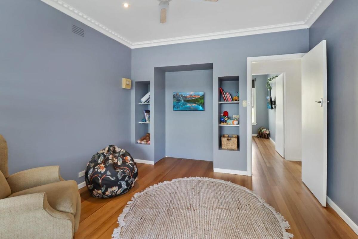 Scenic Serenity Large Family In Holiday home Geelong
