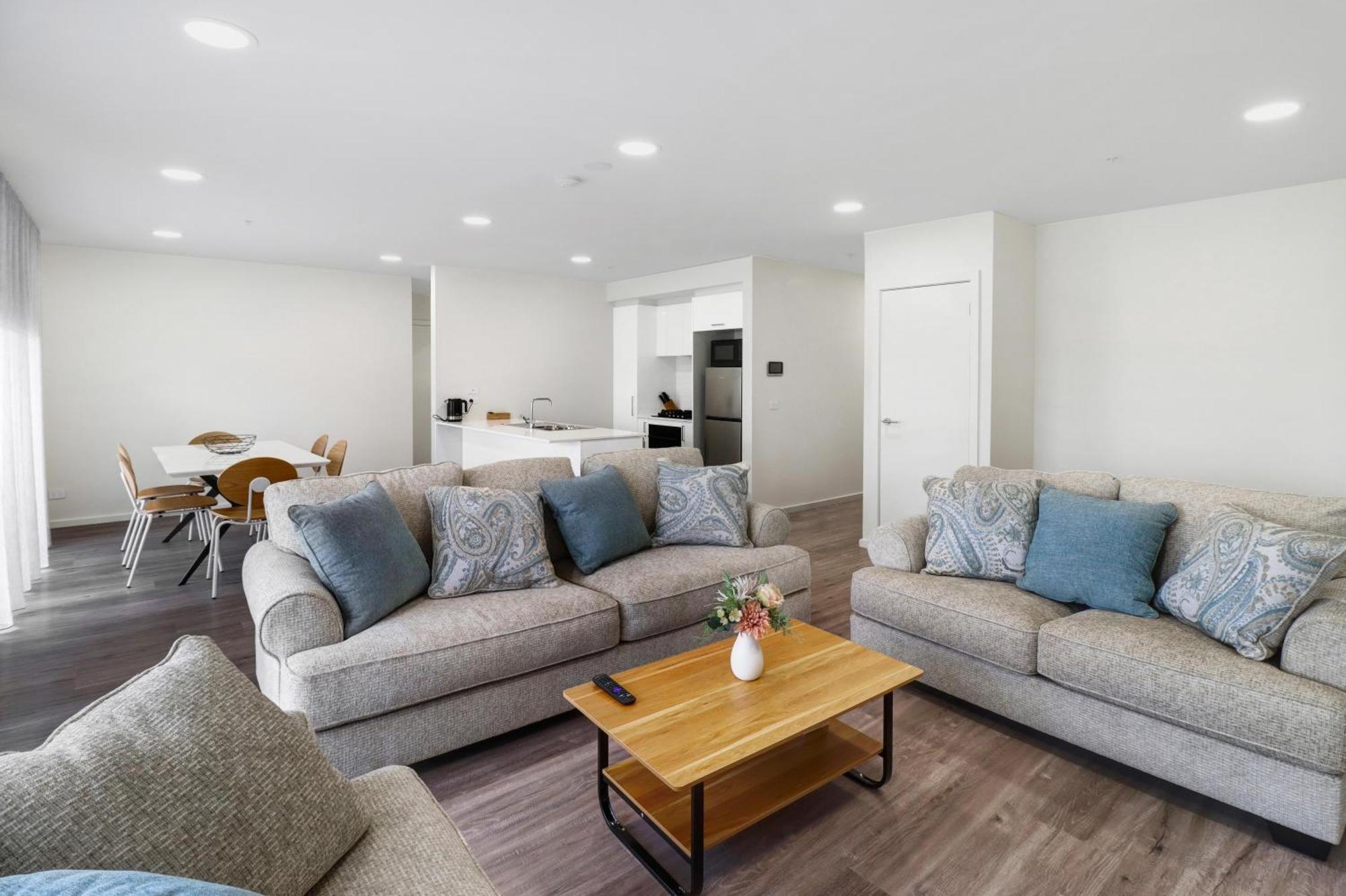 York St Apartment