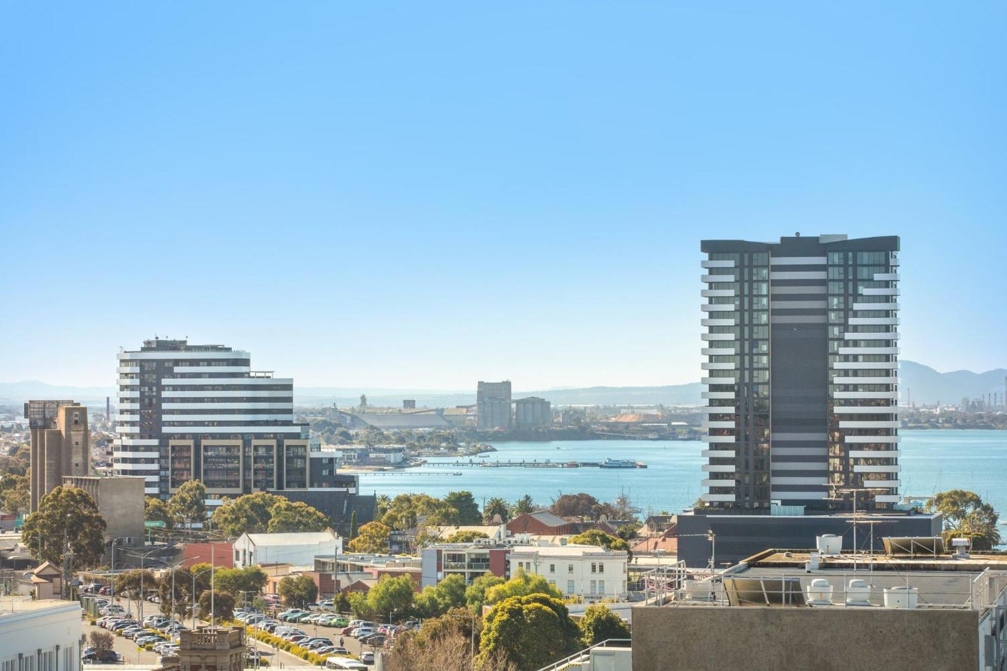 & By Ihg Hotel Geelong