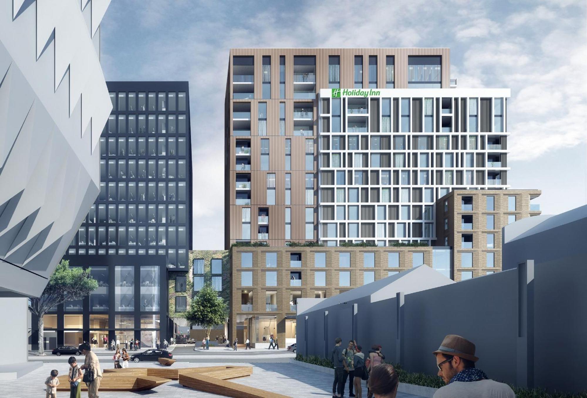 Hotel & By Ihg