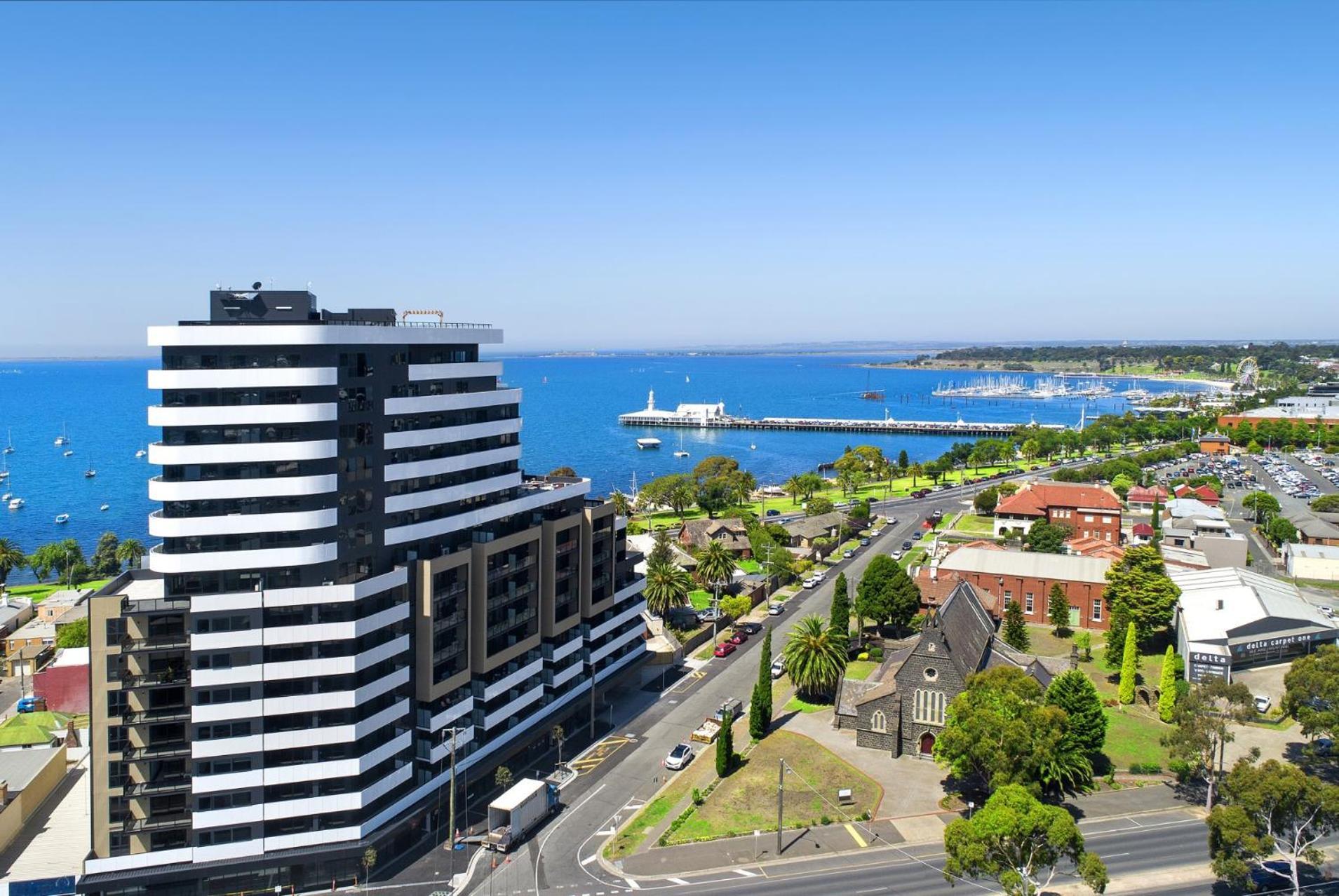 Modern With Water View In Geelong