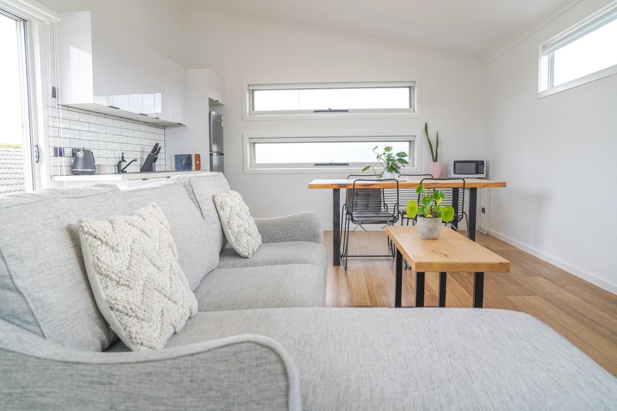 Guest house Charming Highton Hideaway Between Cbd And Surf Coast