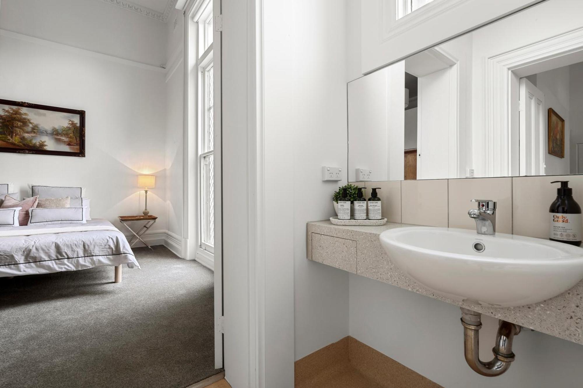 Guest house Myers Manor I Cbd Geelong
