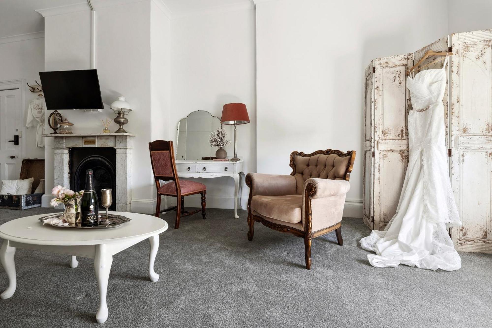 Myers Manor I Cbd Geelong