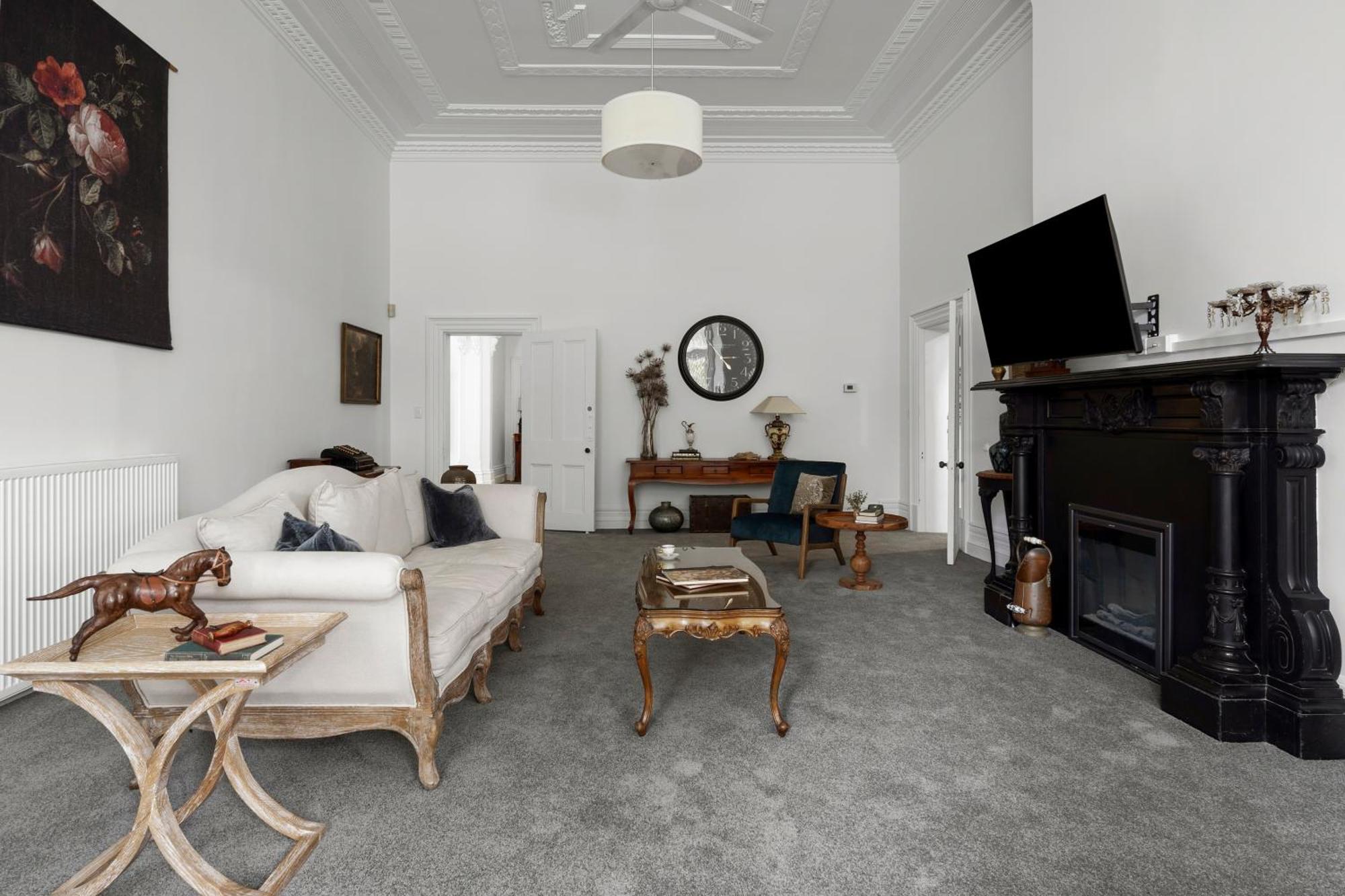 Myers Manor I Cbd