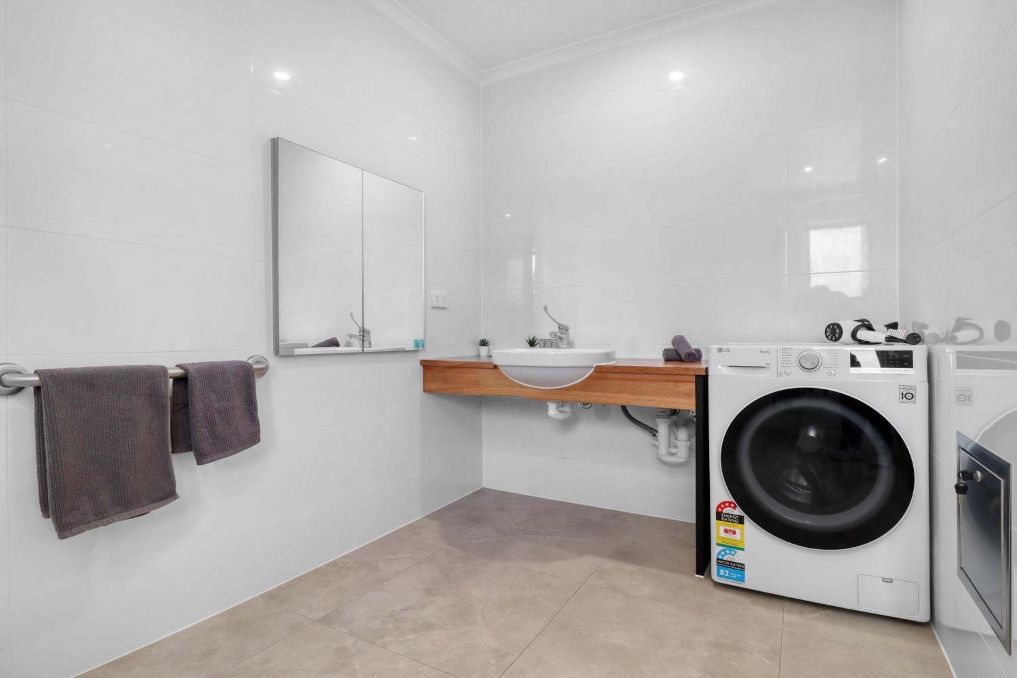 Recharge In Waurn Ponds * Geelong