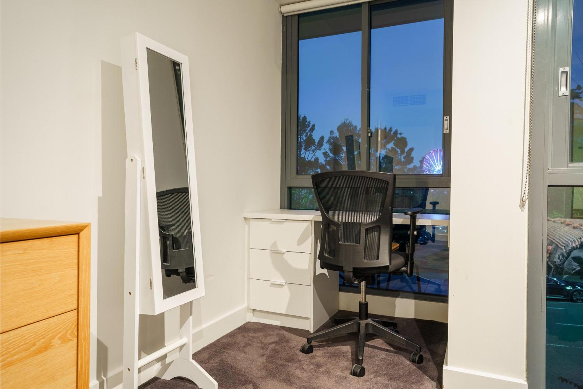 Luxury Overlooking Marina * Geelong