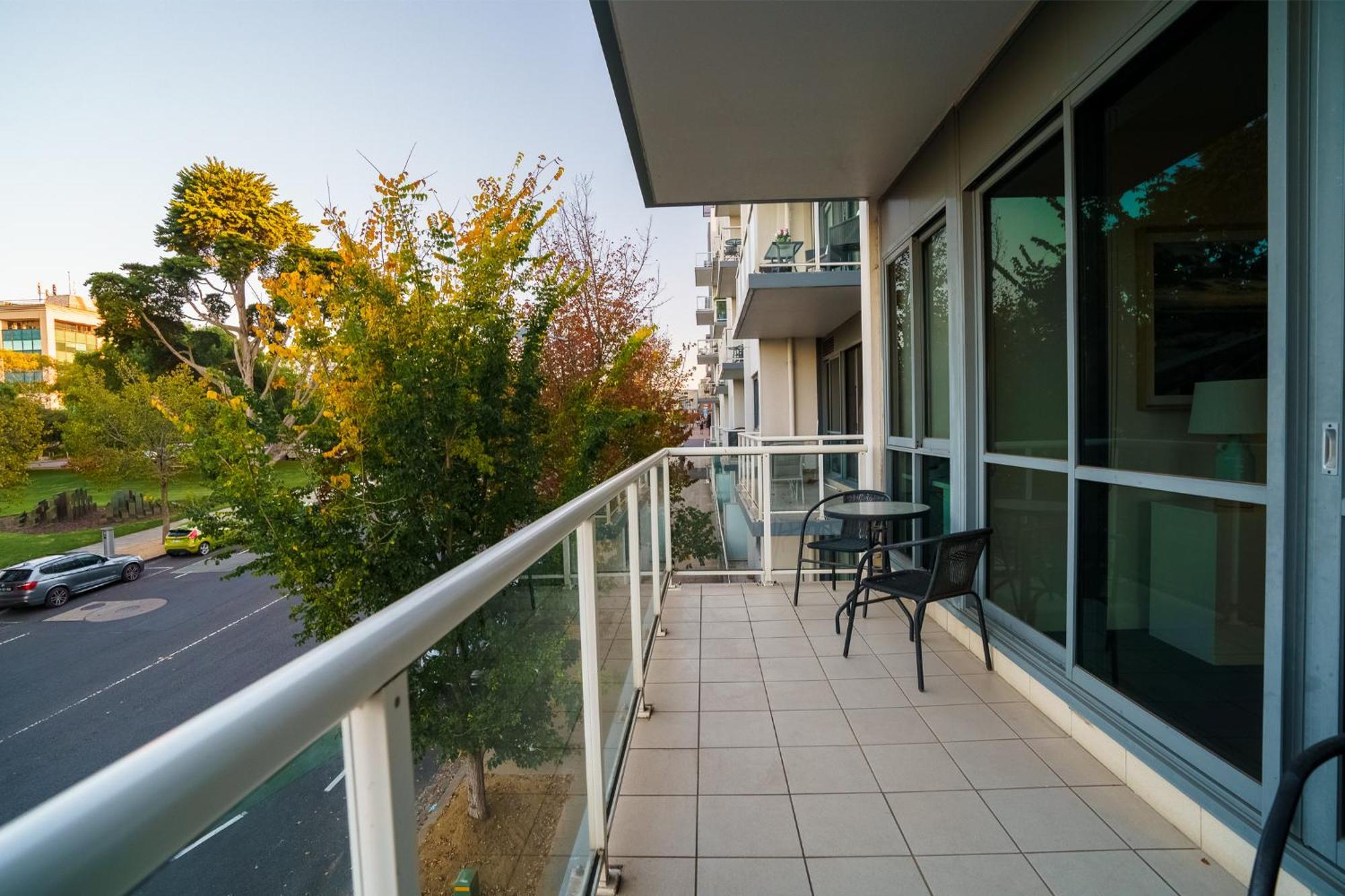 Apartment Luxury Overlooking Marina *