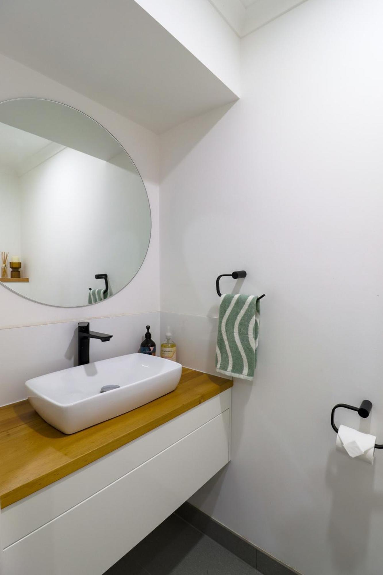 Bee At Scenic I 2 Bedroom Near Cbd *