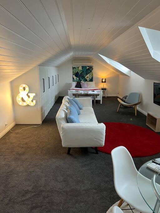 The Loft On Swanston Geelong