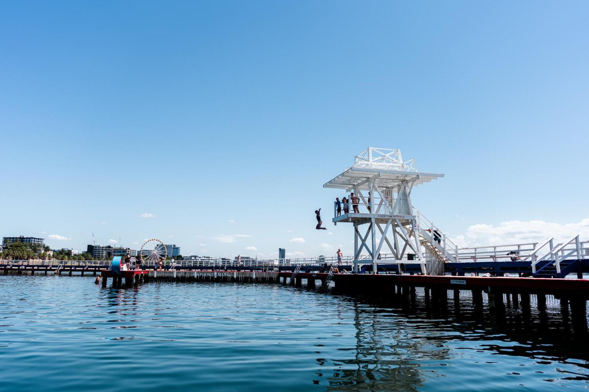 & By Ihg 4* Geelong