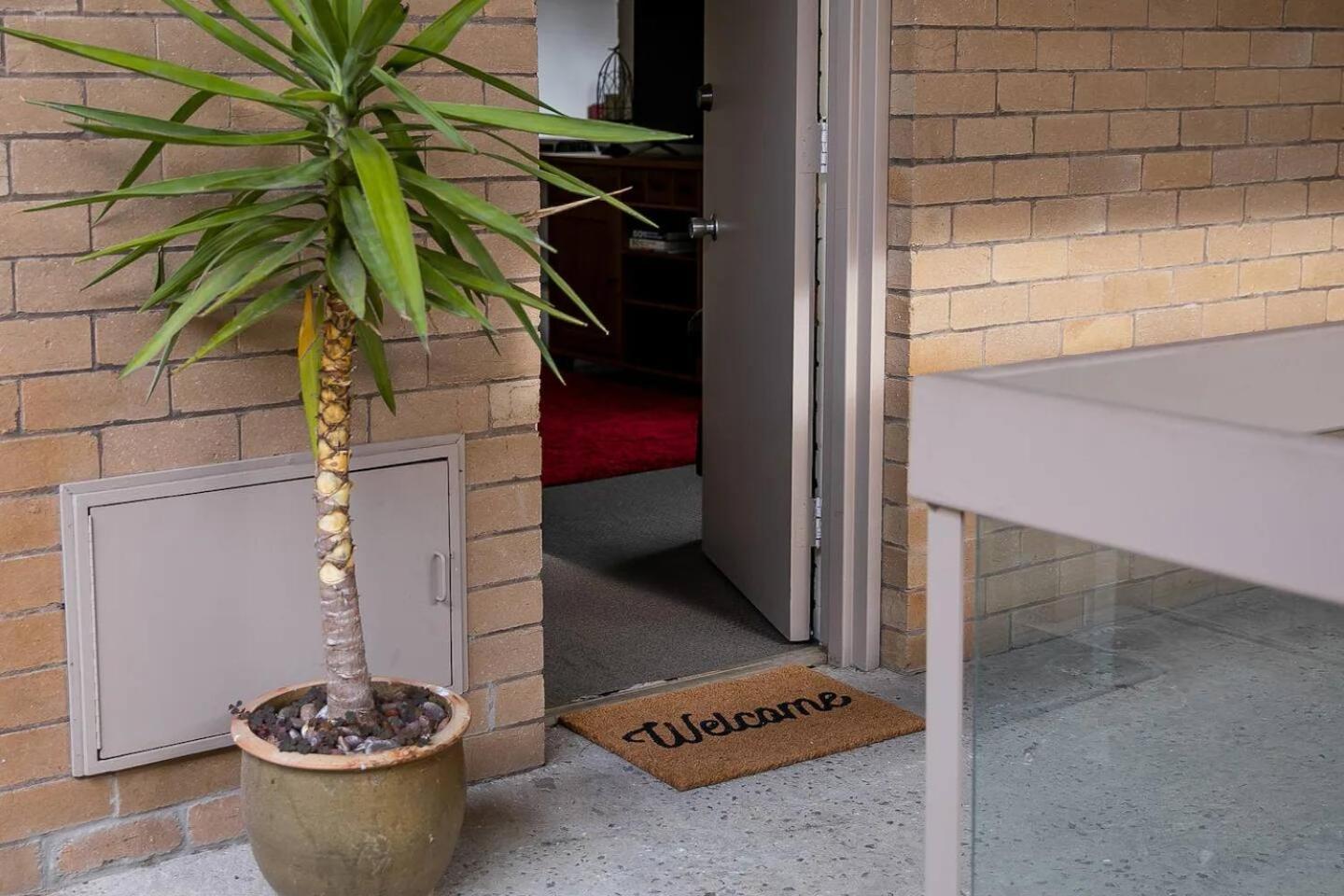 Mid-century Gem - Cbd Geelong