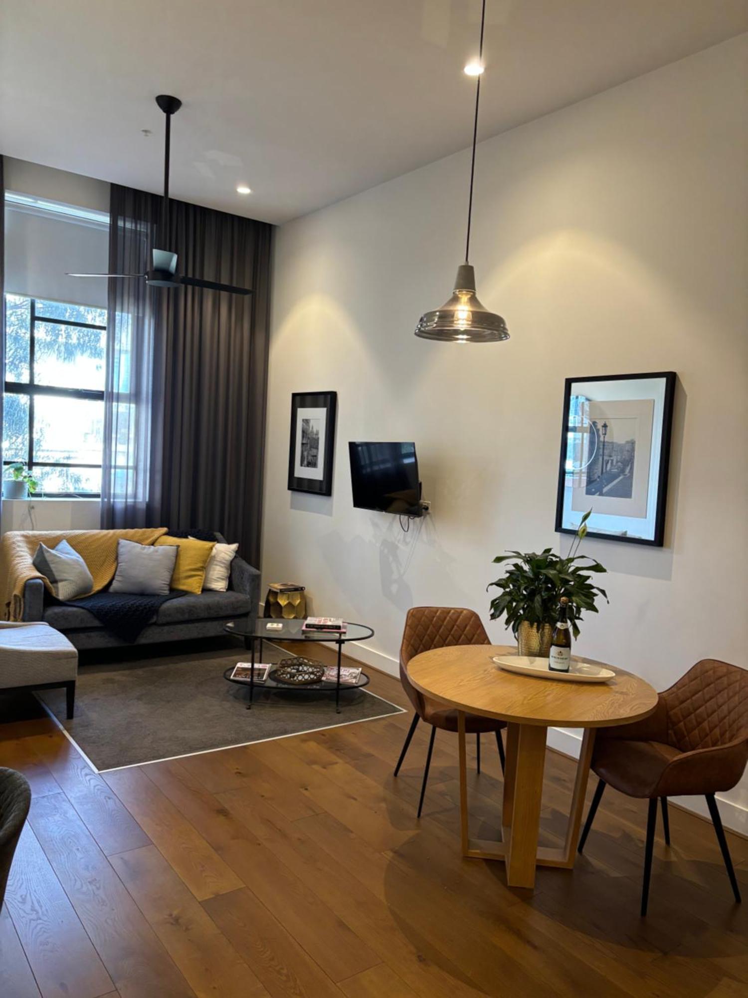 Apartment New York On Moorabool - Free Wi-fi *