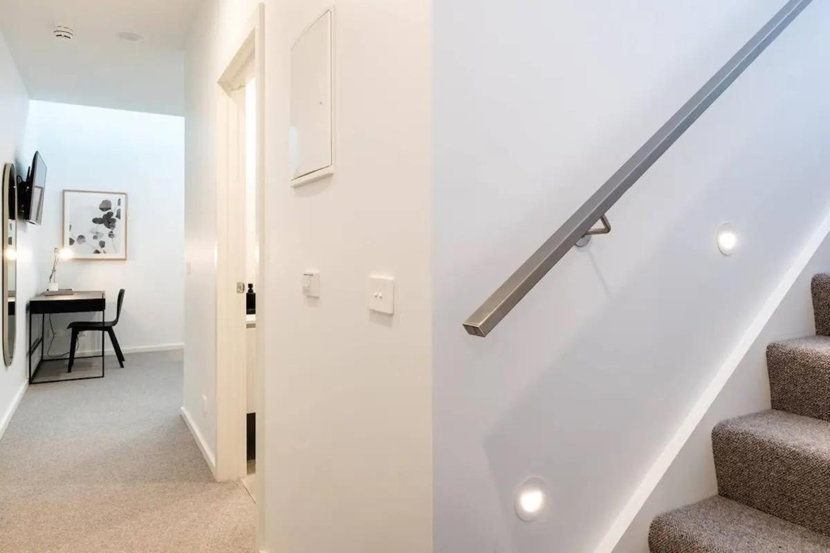Apartment Executive *