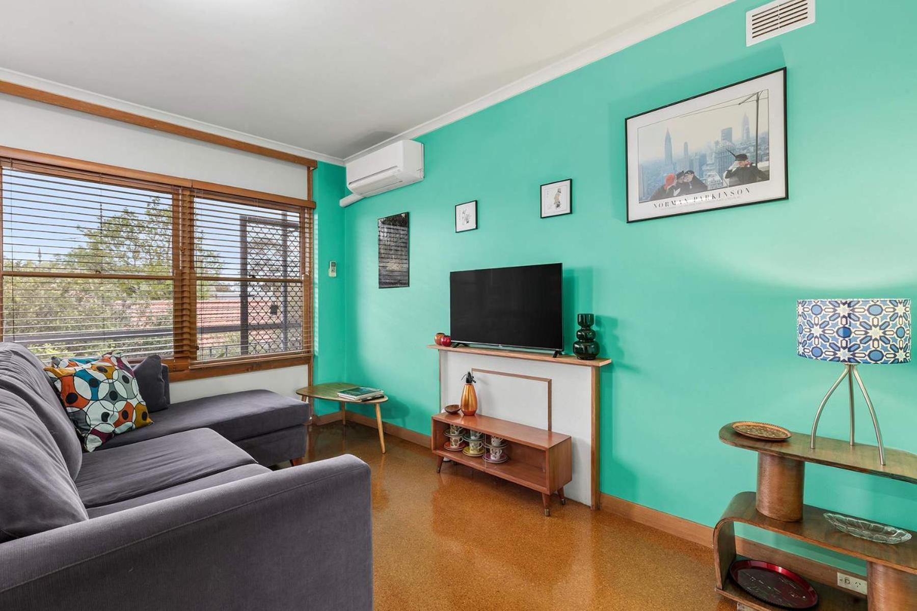 Cute Retro Gem Apartment