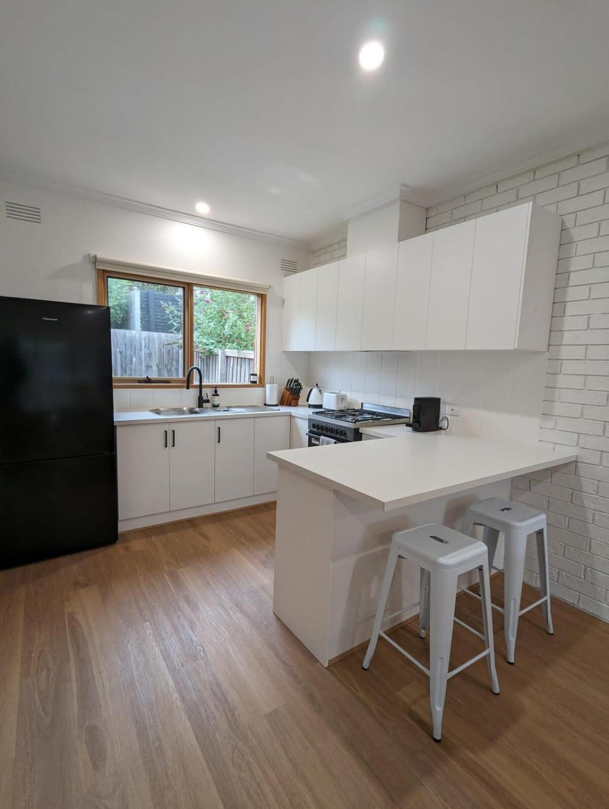 Cozy Newtown 2 Bedroom Unit * Geelong